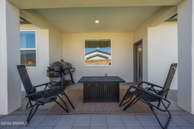 6109 Montgomery Road, Las Cruces, NM 88012