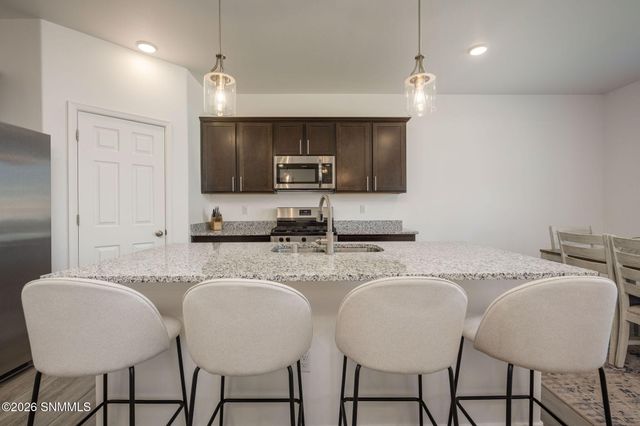 6109 Montgomery Road, Las Cruces, NM 88012