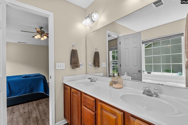 140 Jereme bay Road, West Columbia, SC 29170