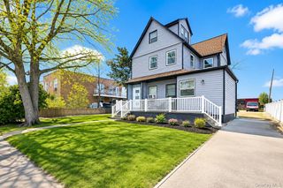 120 Maple Avenue Upper Duplex, Cedarhurst, NY 11516