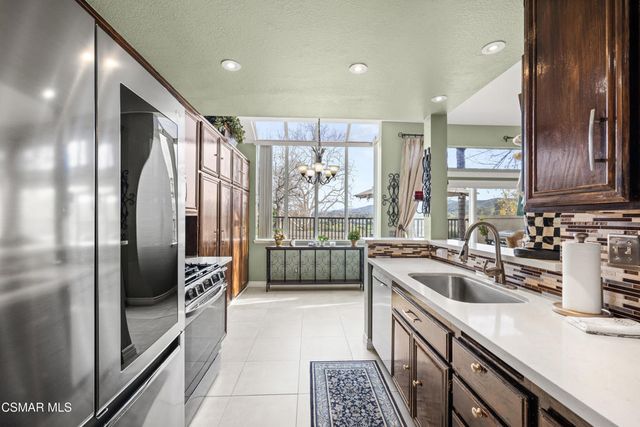 600 Kingswood Lane G, Simi Valley, CA 93065