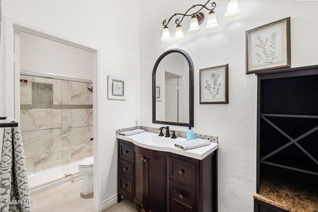 600 Kingswood Lane G, Simi Valley, CA 93065