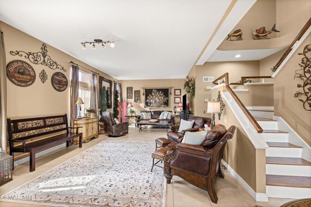 600 Kingswood Lane G, Simi Valley, CA 93065