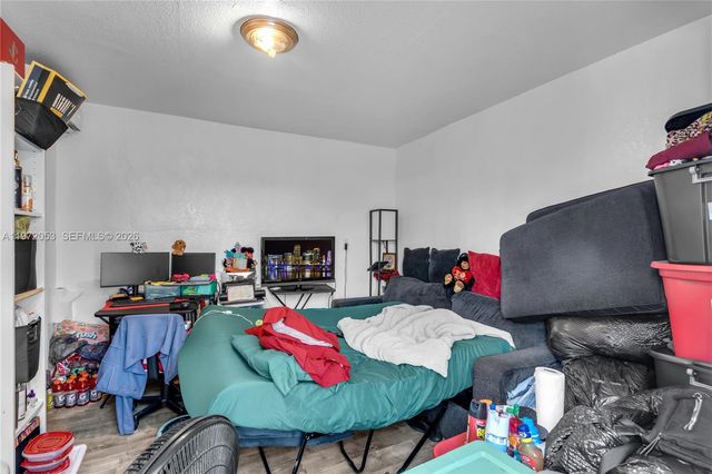 1064 NW 103rd St, Miami, FL 33150