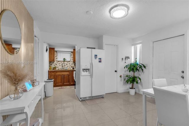 1064 NW 103rd St, Miami, FL 33150