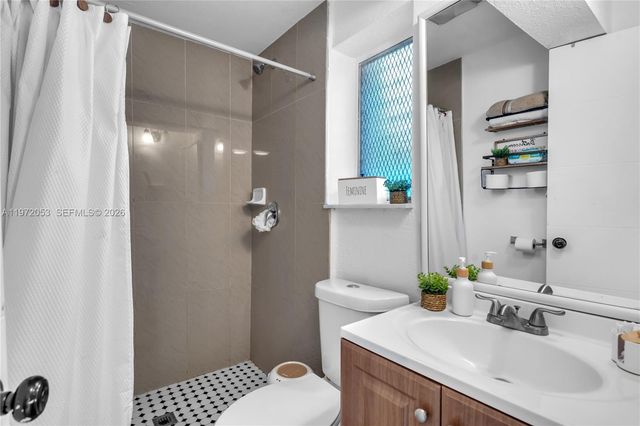 1064 NW 103rd St, Miami, FL 33150