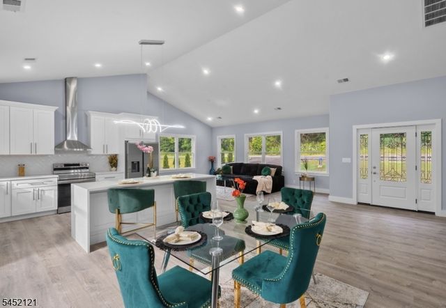 912 Spruce Trl, Stillwater Twp., NJ 07860