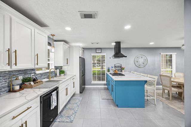 7809 Vallecito Lane, Humble, TX 77396