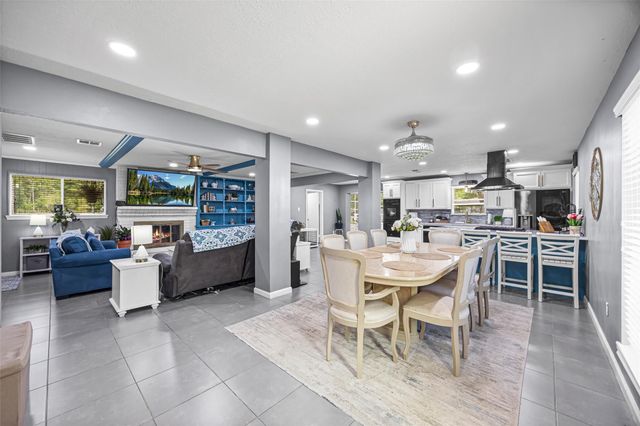 7809 Vallecito Lane, Humble, TX 77396