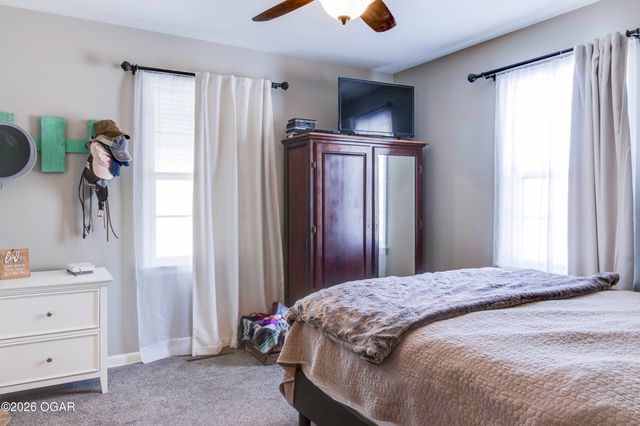 315 E 33rd Street, Joplin, MO 64804