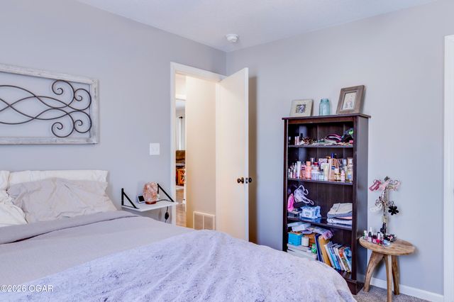 315 E 33rd Street, Joplin, MO 64804