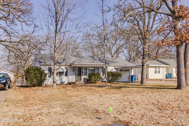 315 E 33rd Street, Joplin, MO 64804