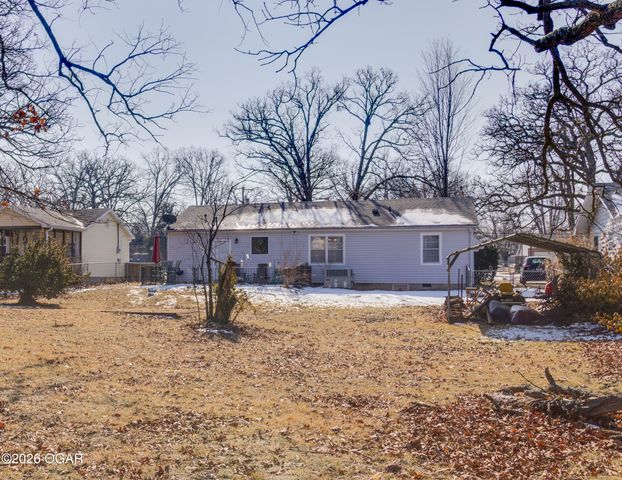315 E 33rd Street, Joplin, MO 64804