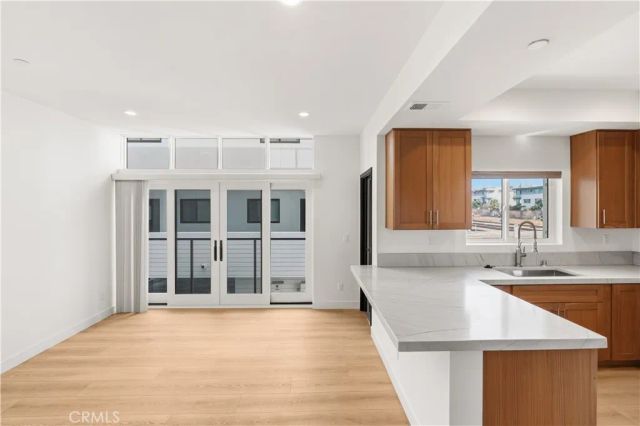 215 Oceanside Blvd 5, Oceanside, CA 92054