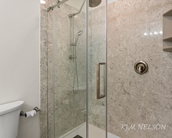 297 W Clay Avenue 201, Muskegon, MI 49440