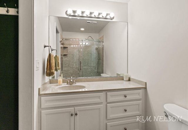 297 W Clay Avenue 201, Muskegon, MI 49440