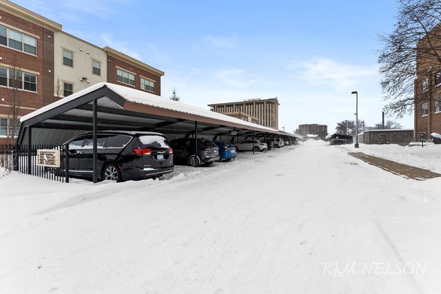 297 W Clay Avenue 201, Muskegon, MI 49440