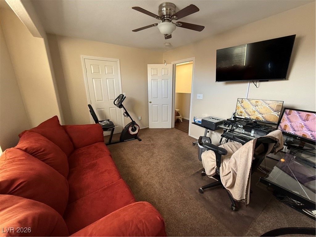 Image 26 of property listing at 10195 Tree Bark Street, Las Vegas, NV 89183