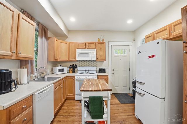 2355 Chickasaw Street, Cincinnati, OH 45219