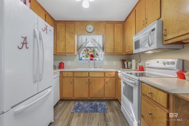 18853 Highland Drive, Fairhope, AL 36532