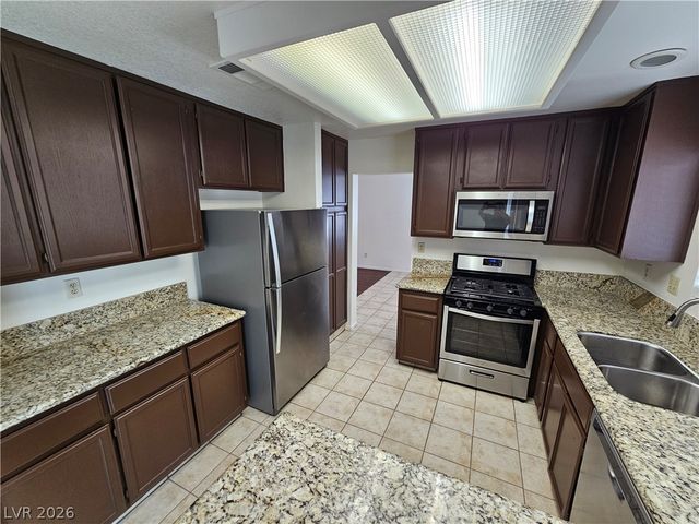 346 Montcliff Avenue, Henderson, NV 89074