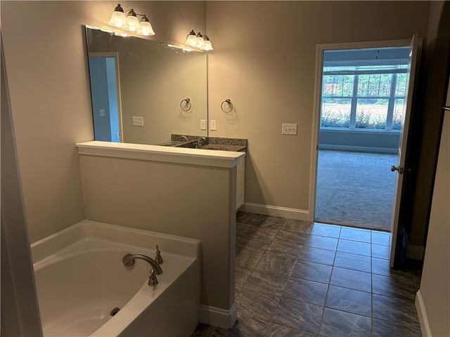 240 Meridian Way, Seneca, SC 29672