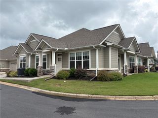 240 Meridian Way, Seneca, SC 29672