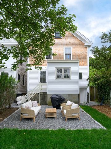 461 Spring Street, Newport, RI 02840