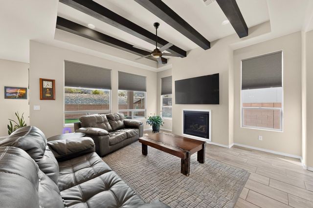 139 Suez Road NE, Albuquerque, NM 87124