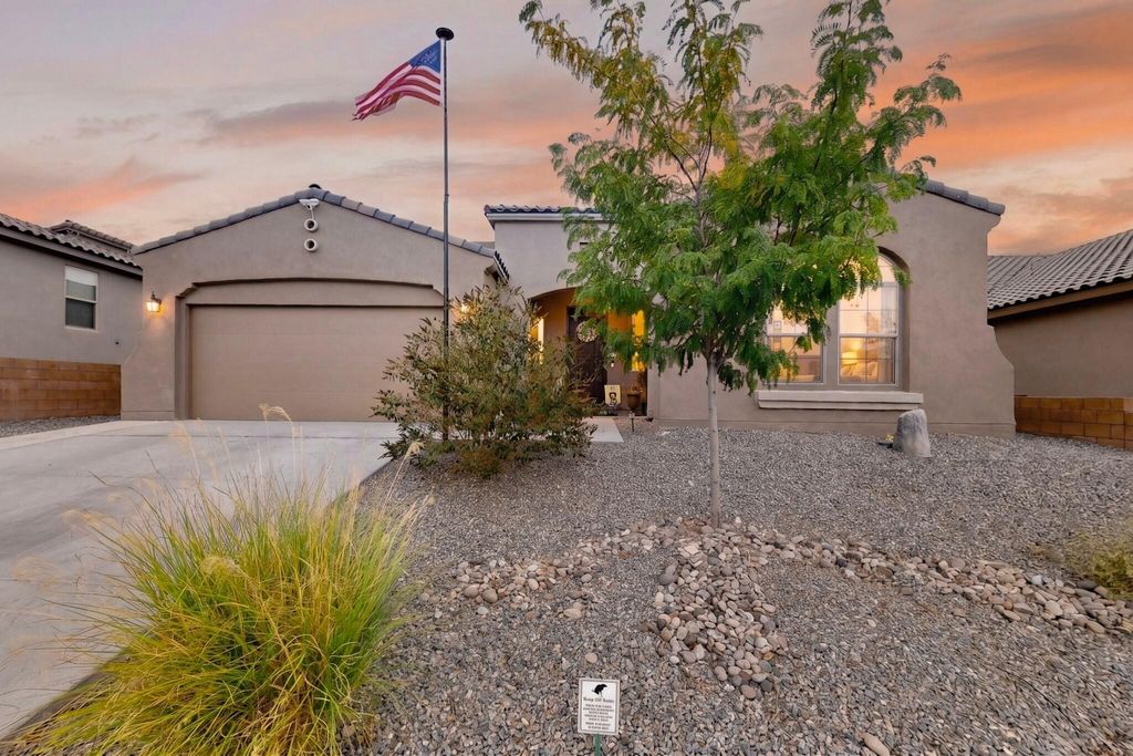 139 Suez Road NE, Albuquerque, NM 87124