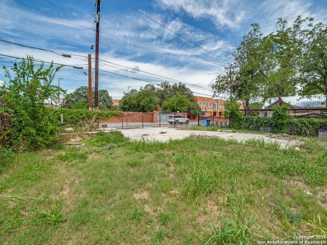 624 S Walters, San Antonio, TX 78203