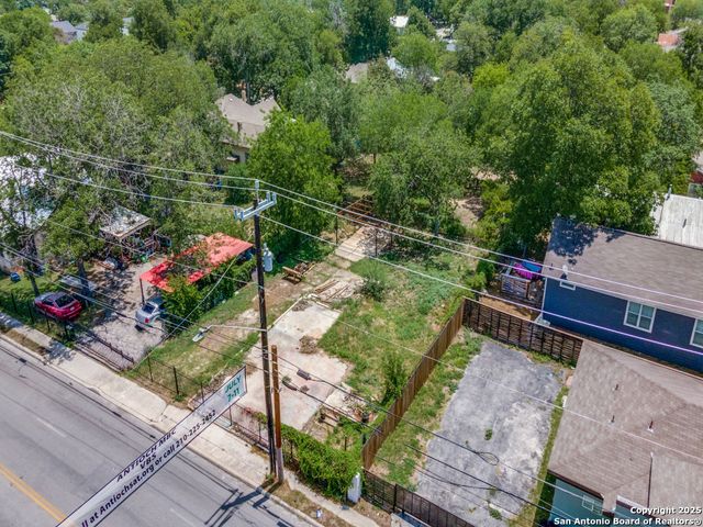 624 S Walters, San Antonio, TX 78203