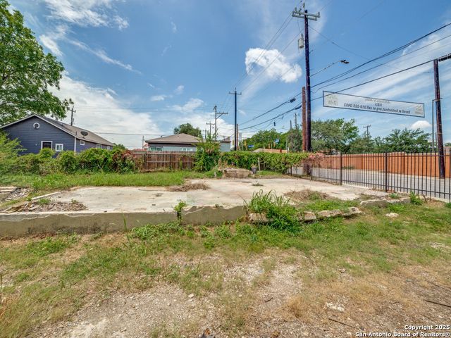 624 S Walters, San Antonio, TX 78203