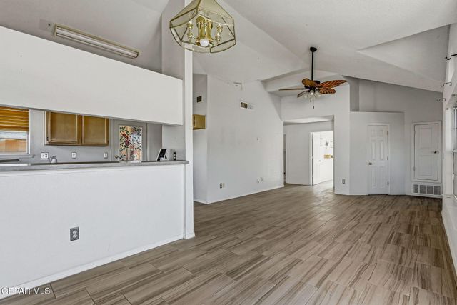 432 VON BARGEN Drive, Horizon City, TX 79928