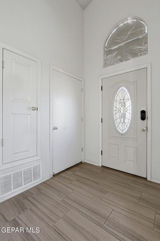 432 VON BARGEN Drive, Horizon City, TX 79928