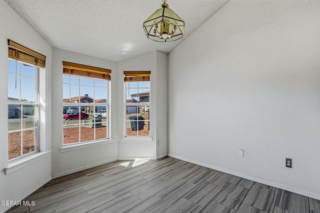 432 VON BARGEN Drive, Horizon City, TX 79928