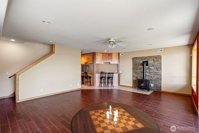 9012 146th Avenue NW, Lakebay, WA 98349