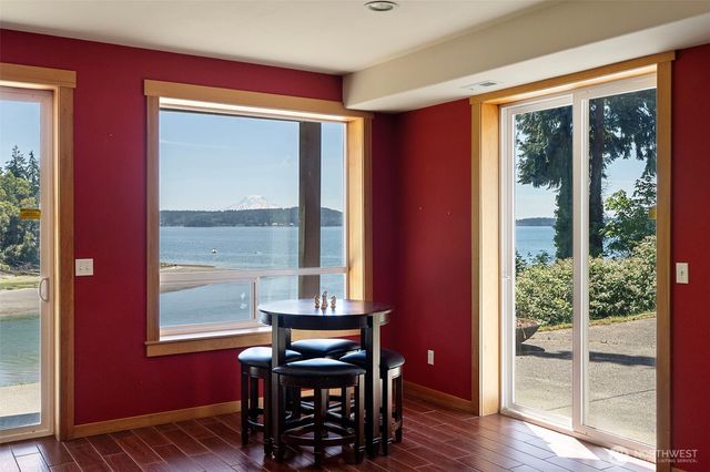 9012 146th Avenue NW, Lakebay, WA 98349