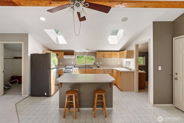 9012 146th Avenue NW, Lakebay, WA 98349