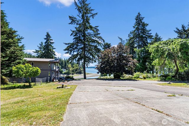 9012 146th Avenue NW, Lakebay, WA 98349