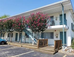 255 W Ocean View Ave Apt 10, Norfolk, VA 23503