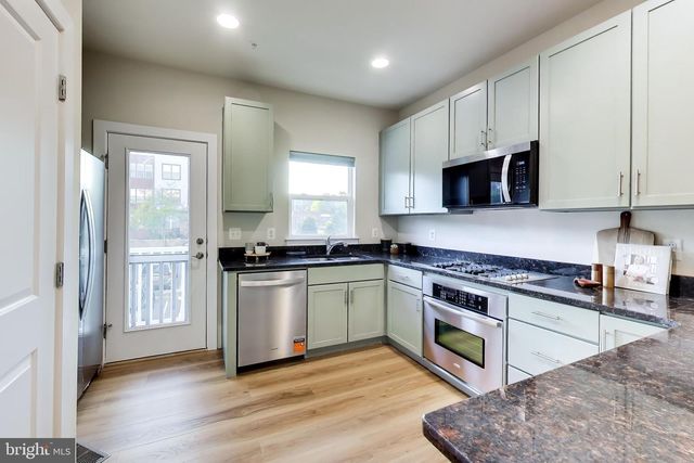 5724 45TH AVE, Hyattsville, MD 20781