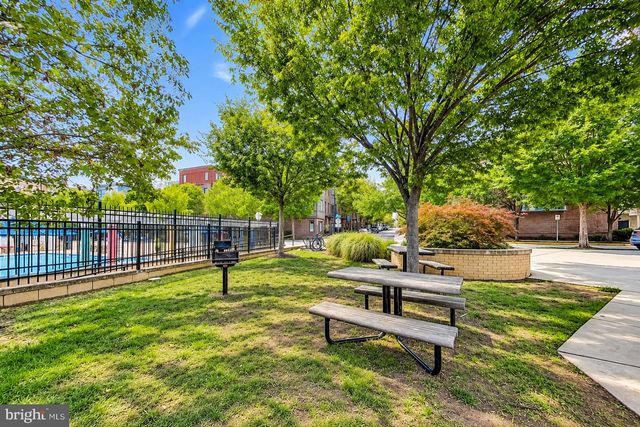 5724 45TH AVE, Hyattsville, MD 20781