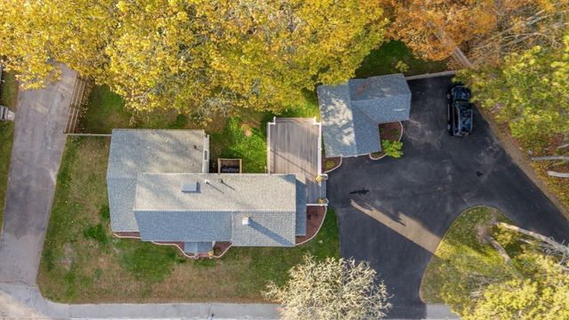 245 Wareham Rd, Marion, MA 02738