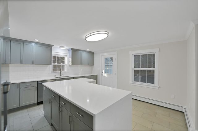 245 Wareham Rd, Marion, MA 02738