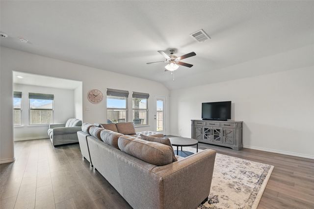 312 Duke Court, Fate, TX 75189