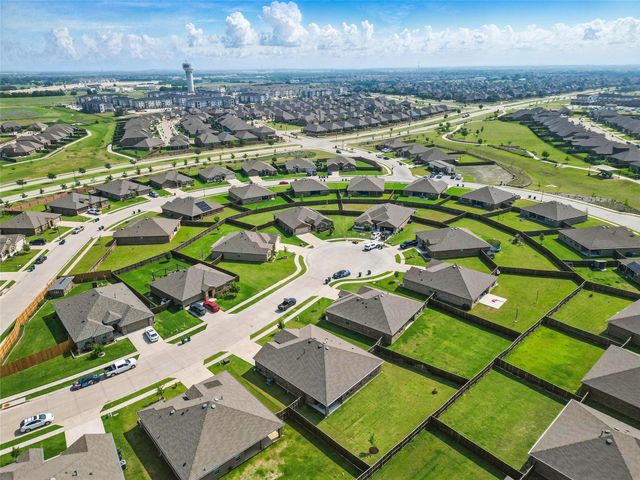 312 Duke Court, Fate, TX 75189