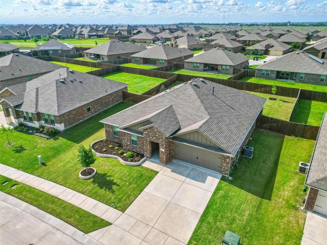 312 Duke Court, Fate, TX 75189