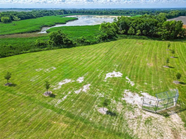 312 Duke Court, Fate, TX 75189