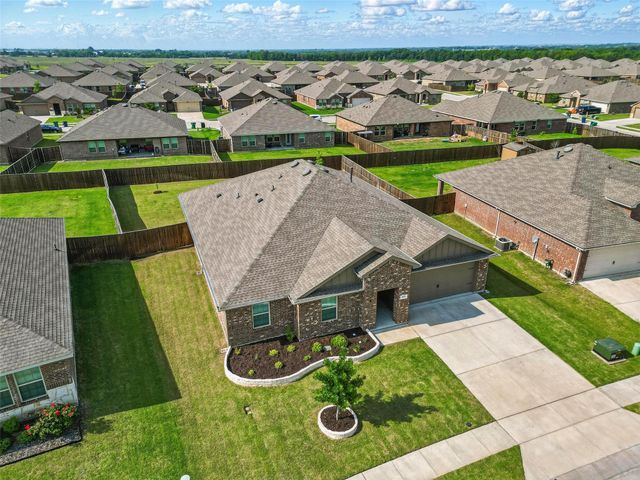 312 Duke Court, Fate, TX 75189